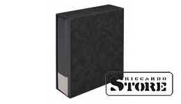 The Multi Collect set consists of a REGULAR 1300 ring binder and a 1301 protective cassette, black color.