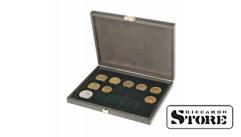 CARUS XM natūralaus medžio dėklas su 15 kvadratinių skyrelių monetoms/monetų kapsulėms iki 40 mm