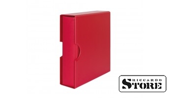 Set consisting of a universal ring binder PUBLICA M COLOR in red (Berry) and a matching protective slipcase.